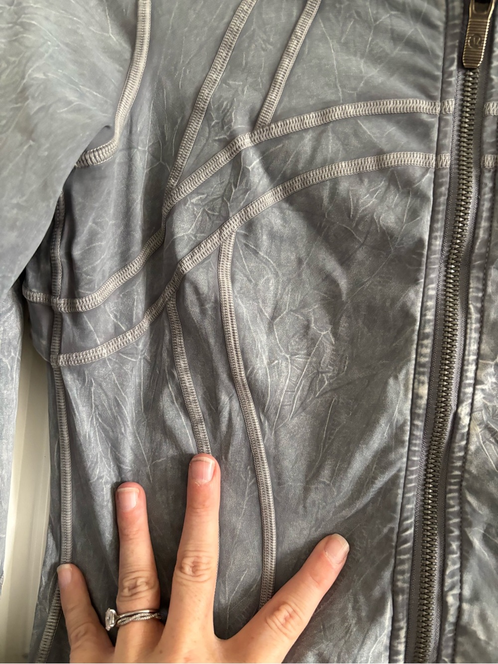 Lululemon Define Jacket *Limited Edition* Size 6 Ice Dye Slate Blue Nulux Zip Up - Picture 4 of 5